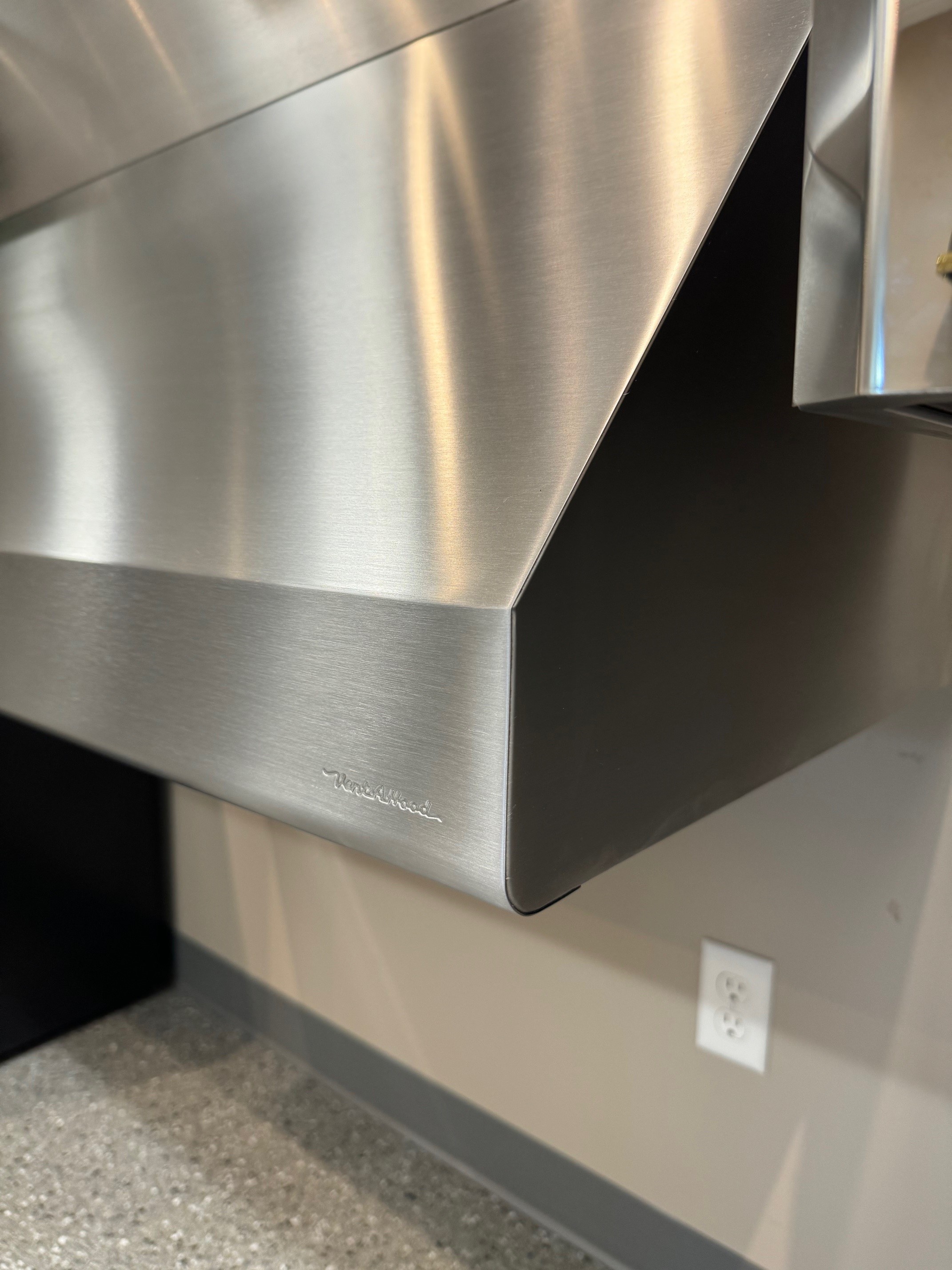 Vent-A-Hood | Kitchen Ventilation | Magic Lung | 600 CFM | Shadyoakdist.com